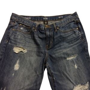 EUC a.n.a Boyfriend distressed dark blue washed denim jeans Size 30/10